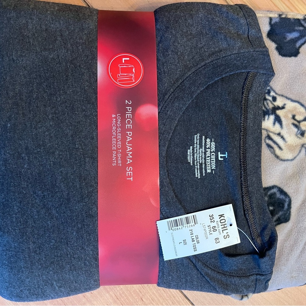 Kohl's Two Piece PJ Set